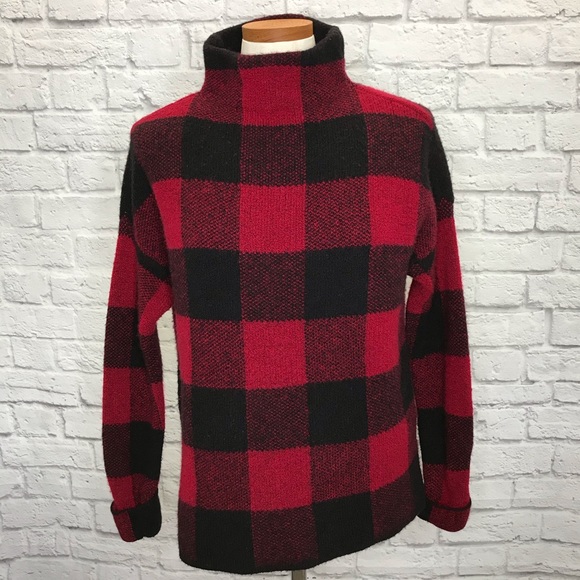 Tahari Sweaters - Tahari Cozy Buffalo Plaid Sweater